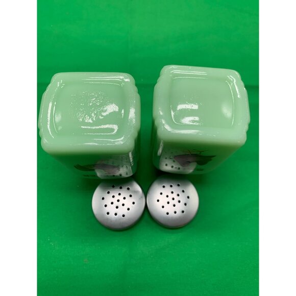 Vintage Jade Glass Salt & Pepper Shakers Rooster Graphics Metal Lids - Picture 5 of 7